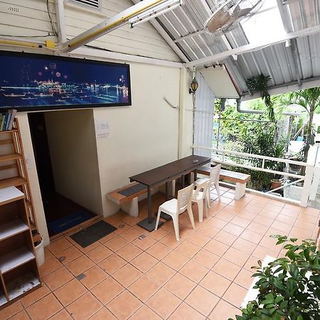 October Hostel Phi Phi Eksteriør billede