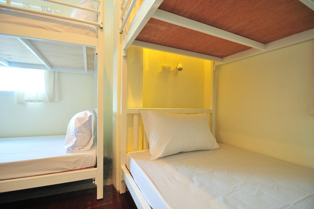 October Hostel Phi Phi Eksteriør billede