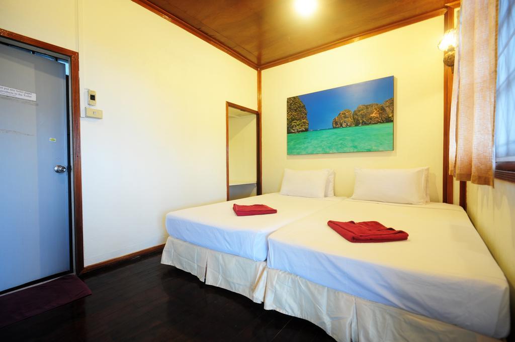 October Hostel Phi Phi Eksteriør billede