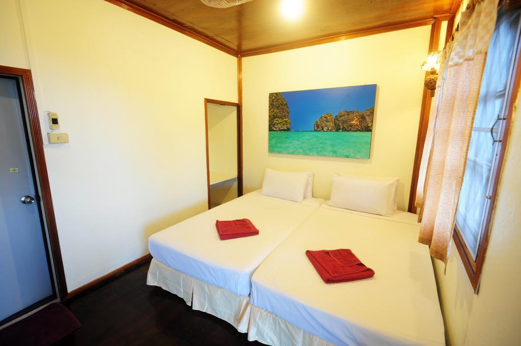 October Hostel Phi Phi Eksteriør billede