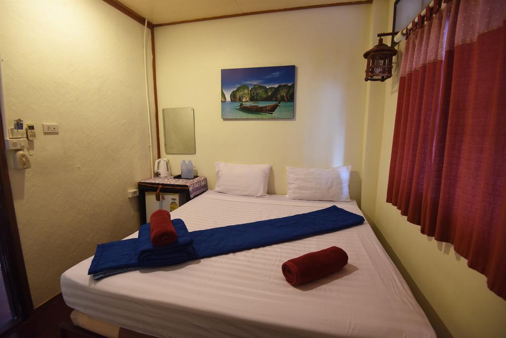 October Hostel Phi Phi Eksteriør billede